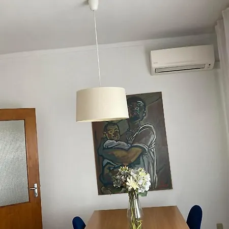 Trav. Santa Luzia * ミランデラ