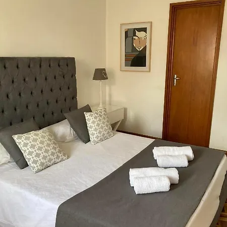 Trav. Santa Luzia Appartement *